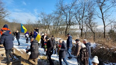 ВШАНУВАННЯ ХОЛОДНОЯРСЬКИХ ОТАМАНІВ ВШАНУВАННЯ ХОЛОДНОЯРСЬКИХ ОТАМАНІВ