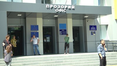 Житомиряни, будинки яких постраждали внаслідок авіаударів, отримають компенсацію на оренду житла Житомиряни, будинки яких постраждали внаслідок авіаударів, отримають компенсацію на оренду житла
