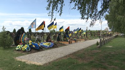 Кладовище у Миргороді Кладовище у Миргороді