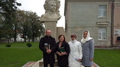 На Тернопільщині освятили погруддя українському політику Олесницькому На Тернопільщині освятили погруддя українському політику Олесницькому