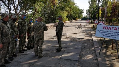 Миколаївські резервісти відпрацьовують оборону стратегічних об’єктів Миколаївські резервісти відпрацьовують оборону стратегічних об’єктів