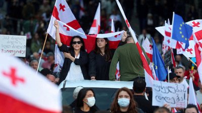 ЄС спростив процедуру призупинення безвізу для країн, що порушують права людини
