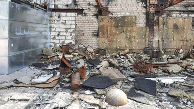 Згоріла, зруйнована, розкрадена Fabrika: що залишає за собою у Херсоні "руський мир" Згоріла, зруйнована, розкрадена Fabrika: що залишає за собою у Херсоні "руський мир"
