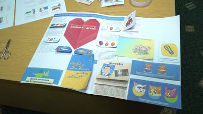 У Черкаській бібліотеці діти створюють лепбуки
