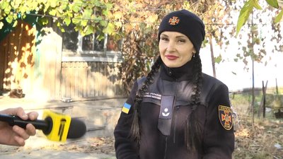 Перевірка пічного опалення у приватних будинках: на Житомирщині фахівці ДСНС провели рейд Перевірка пічного опалення у приватних будинках: на Житомирщині фахівці ДСНС провели рейд