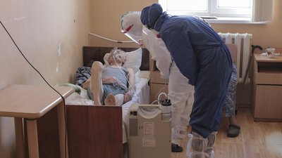 Чернівецьких пацієнтів з COVID-19 почали приймати у районних лікарнях