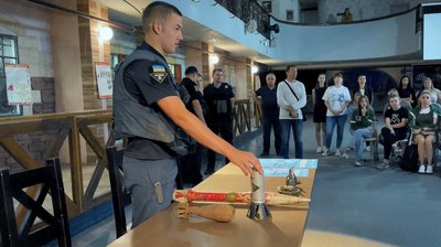 У Харкові запрацював торговельний центр, у який поцілила російська армія У Харкові запрацював торговельний центр, у який поцілила російська армія
