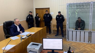 Суд над підозрюваними у нападі на поліцейських