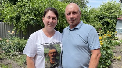 Родина Іванілових рік і три місяці чекає сина з полону Родина Іванілових рік і три місяці чекає сина з полону