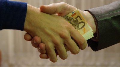 Поліція Кіровоградської області направила до суду справу про рейдерське захоплення підприємства