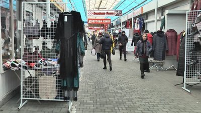 "Луцькі ринки" підвищили вартість оренди торгових площ для підприємців. Пояснили чому