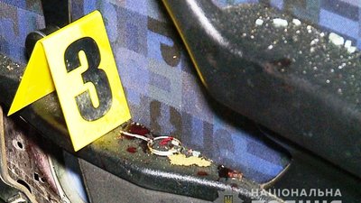 Під час вибуху гранати постраждали троє вінничан (ФОТО) Під час вибуху гранати постраждали троє вінничан (ФОТО)
