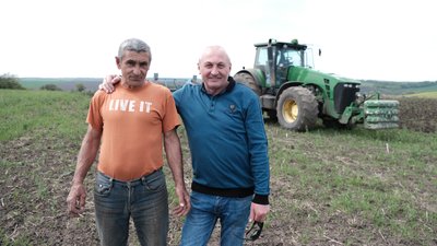 На Буковині посівну почали на місяць пізніше: вже сіють сою, кукурудзу та соняшник На Буковині посівну почали на місяць пізніше: вже сіють сою, кукурудзу та соняшник