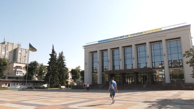 Актори Черкаського драмтеатру готуються до нового сезону Актори Черкаського драмтеатру готуються до нового сезону