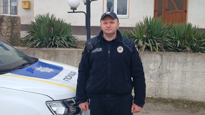 Капітан поліції Віктор Яцишин, поліцейський офіцер громади на Тернопільщині Капітан поліції Віктор Яцишин, поліцейський офіцер громади на Тернопільщині