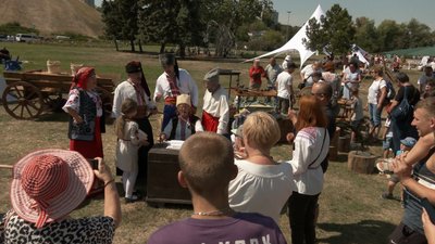 У Черкасах до Дня Незалежності видавали документи на землю та чеканили монети