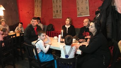 У Тернополі провели "Різдвяні зустрічі" для дітей Маріуполя У Тернополі провели "Різдвяні зустрічі" для дітей Маріуполя