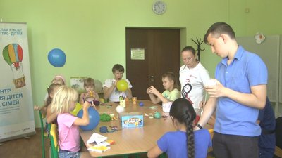У Запоріжжі волонтери взяли на себе організацію літнього відпочинку для дітей