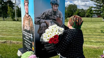 Президент Зеленський відзначив загиблого захисника з Уманщини Андрія Уманця