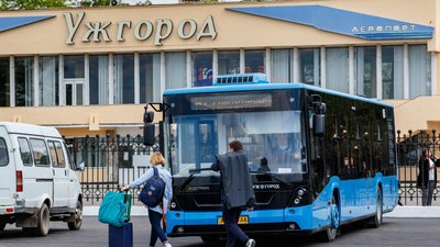 Аеропорти, дороги, лікарні. До чого може призвести будівництво в обхід системи Prozorro Аеропорти, дороги, лікарні. До чого може призвести будівництво в обхід системи Prozorro