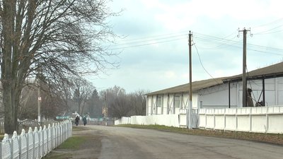 На Полтавщині майже півтора місяці до частини сіл Диканської громади не їздить приватний автобус На Полтавщині майже півтора місяці до частини сіл Диканської громади не їздить приватний автобус