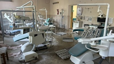 У Кременчуці через обстріл постраждало стоматвідділення У Кременчуці через обстріл постраждало стоматвідділення