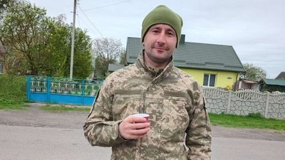 погана була дружина, бо пішла на службу”: як вчителька з Волині стала офіцером після зникнення чоловіка погана була дружина, бо пішла на службу”: як вчителька з Волині стала офіцером після зникнення чоловіка
