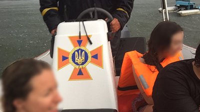 З річки Горинь, що на Хмельниччині дістали тіло чоловіка, на Дністрі врятовано п'ятеро людей