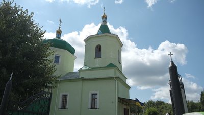 Вперше за 100 років: у храмі на Вінниччині правили українською мовою Вперше за 100 років: у храмі на Вінниччині правили українською мовою
