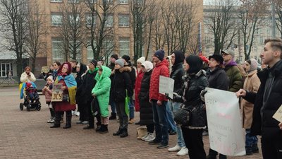 Акція "Гроші на ЗСУ" у Черкасах 16 березня Акція "Гроші на ЗСУ" у Черкасах 16 березня