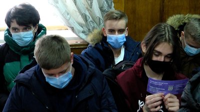 Зацікавлюють йти до війська – у Житомирі курсанти зустрілись із старшокласниками Зацікавлюють йти до війська – у Житомирі курсанти зустрілись із старшокласниками