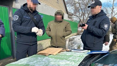 Хотів нажитися на виплаті родині загиблого бійця: в Одесі судитимуть посадовця військової частини Хотів нажитися на виплаті родині загиблого бійця: в Одесі судитимуть посадовця військової частини