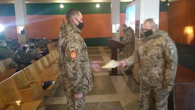 27-ій реактивній сумській артбригаді присвоїли ім’я Калнишевського 27-ій реактивній сумській артбригаді присвоїли ім’я Калнишевського
