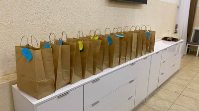 400 видів хлібобулочних виробів на добу. Викладачі Одеси готують для українських військових 400 видів хлібобулочних виробів на добу. Викладачі Одеси готують для українських військових
