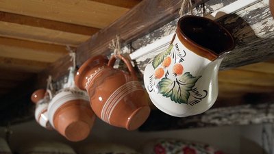 35 років сім'я Ботош із села Нижня Апша на Закарпатті збирала речі для музею 35 років сім'я Ботош із села Нижня Апша на Закарпатті збирала речі для музею