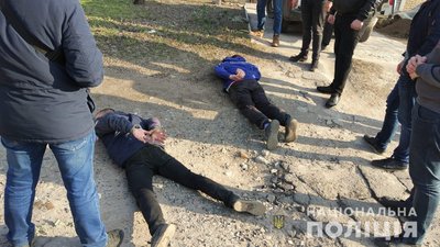 На Харківщині затримали підозрюваних у вбивстві, вчиненому з особливою жорстокістю