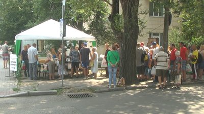 У Запоріжжі вимушених переселенців годують гарячими обідами