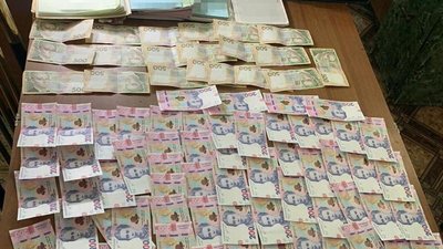 Посадовці лісгоспу на Одещині вимагали хабарі за нелегальний продаж деревини – СБУ Посадовці лісгоспу на Одещині вимагали хабарі за нелегальний продаж деревини – СБУ