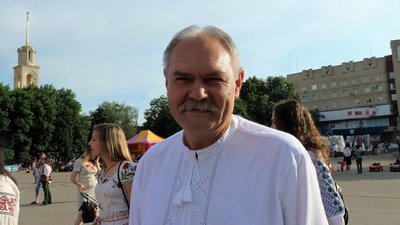Віктор Разживін, власник єдиної української книгарні на Донеччині Віктор Разживін, власник єдиної української книгарні на Донеччині