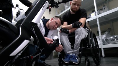 Навчають пересуватися на кріслах колісних: у госпіталі ветеранів війни на Рівненщині відкрили нове відділення Навчають пересуватися на кріслах колісних: у госпіталі ветеранів війни на Рівненщині відкрили нове відділення