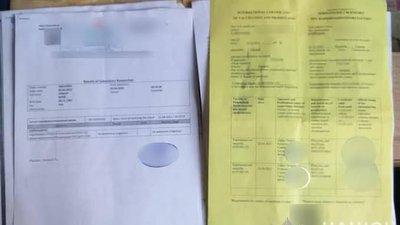 Правоохоронці викрили закарпатця на підробці COVID-документів