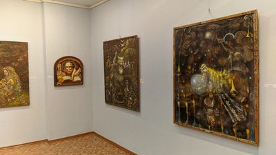 У галереї мистецтв ЧНУ відкрили виставку миколаївського художника Андрія Антонюка У галереї мистецтв ЧНУ відкрили виставку миколаївського художника Андрія Антонюка