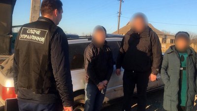 Псевдо-співробітники російської ФСБ намагались пограбувати банк в Одесі Псевдо-співробітники російської ФСБ намагались пограбувати банк в Одесі