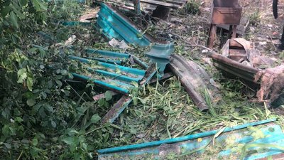 Вдень 18 червня окупанти обстріляли одне з сіл Золочівської громади: один будинок знищений, два — пошкоджені Вдень 18 червня окупанти обстріляли одне з сіл Золочівської громади: один будинок знищений, два — пошкоджені