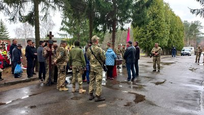 У Сумах попрощалися з учасником російсько-української війни Романом Вигоняйлом У Сумах попрощалися з учасником російсько-української війни Романом Вигоняйлом
