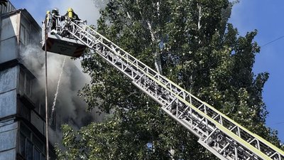 Горіли балкони багатоповерхівки: у Запоріжжі сталася пожежа
