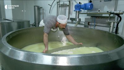 "Нехай буде менше, але класний": як подружжя з Одещини створило крафтову сироварню "Нехай буде менше, але класний": як подружжя з Одещини створило крафтову сироварню