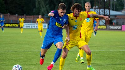 Десна перемагає втретє та лідирує в УПЛ