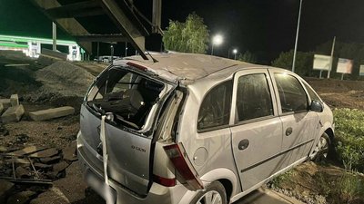 В'їхав у пост поліції: на Черкащині сталась ДТП В'їхав у пост поліції: на Черкащині сталась ДТП