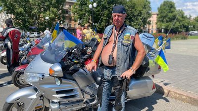 Учасники "Мотопробігу єдності" прибули до Херсона Учасники "Мотопробігу єдності" прибули до Херсона
